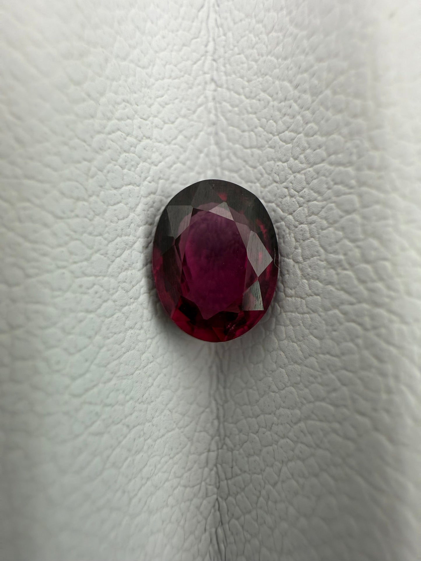 Granat, 0.93 Karat, unbehandelt