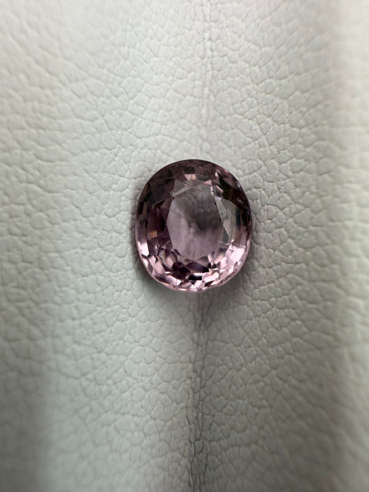 pinker Spinell, 1.05 Karat, unbehandelt