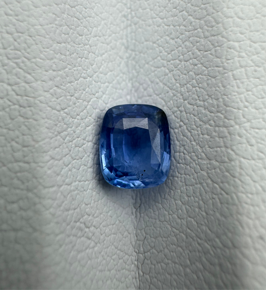 blauer Saphir, 1.00 Karat, unbehandelt
