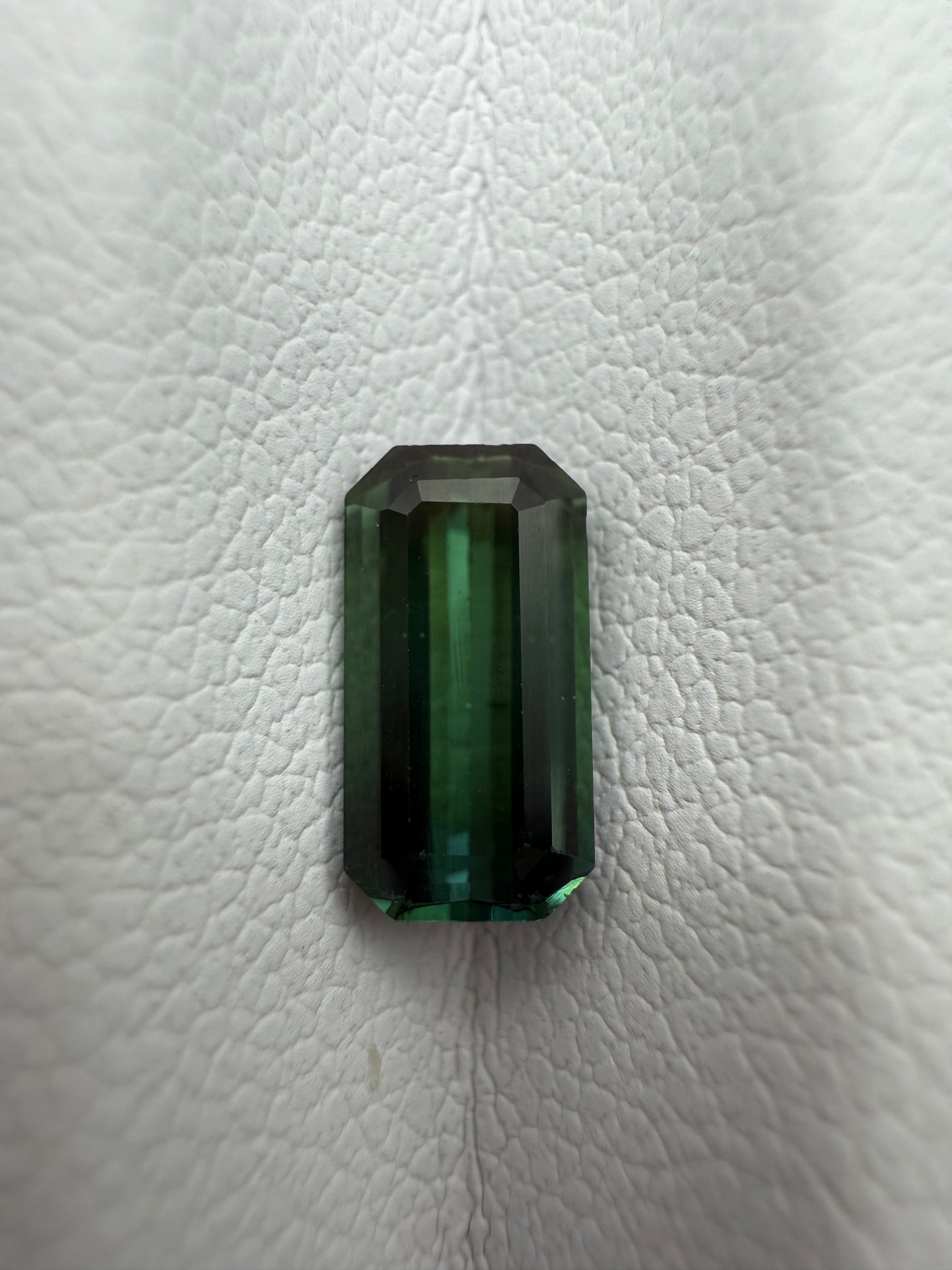 grüner Turmalin, 1.27 Karat, unbehandelt