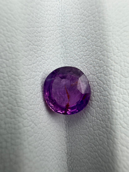 Vivid-Pink Saphir, 1.58 Karat, unbehandelt