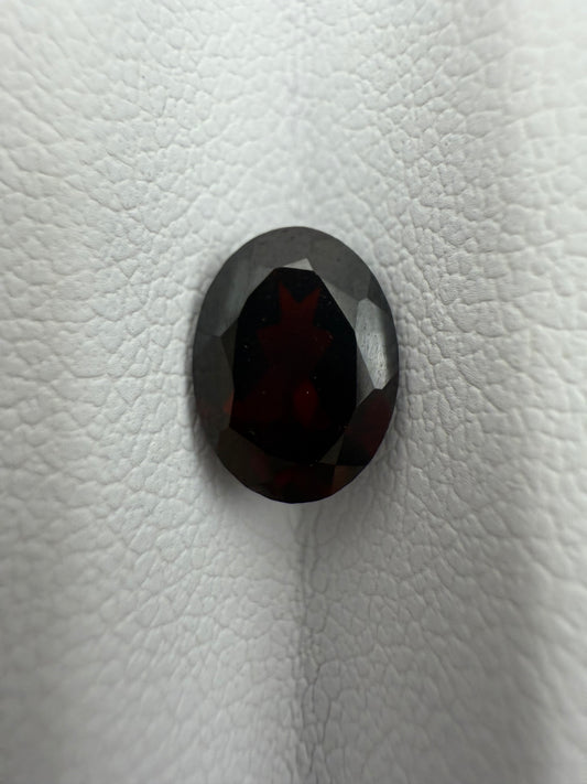 Granat, 1.63 Karat, unbehandelt