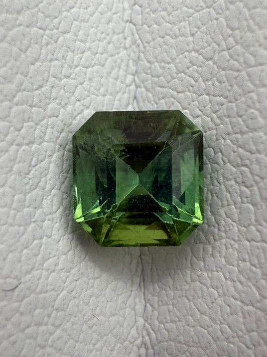 grüner Turmalin, 1.12 Karat, unbehandelt