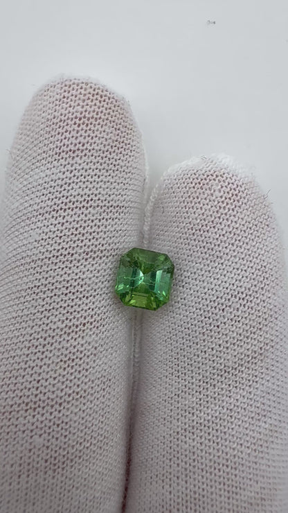 grüner Turmalin, 1.47 Karat, unbehandelt