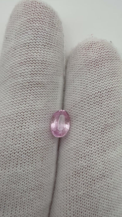 Padparadscha Saphir, 1.00 Karat, unbehandelt