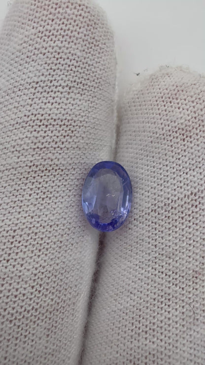 violett-blauer Saphir, 1.70 Karat, unbehandelt