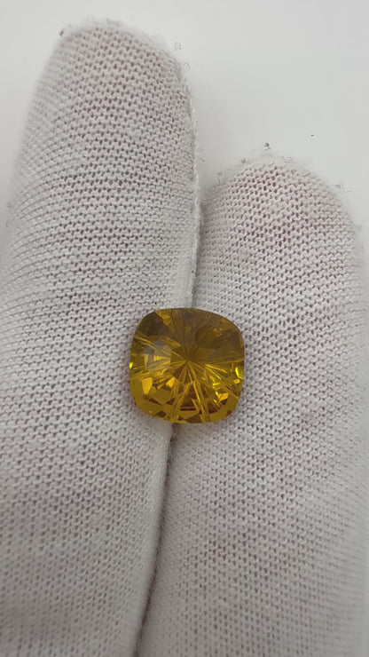 Goldquarz, 3.15 Karat, unbehandelt