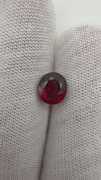 Granat, 1.71 Karat, unbehandelt