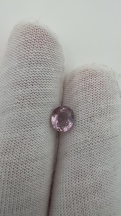 pinker Spinell, 1.05 Karat, unbehandelt