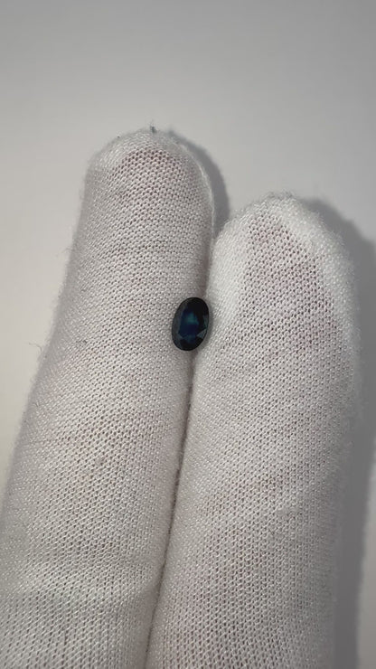 blauer Saphir, 0.80 Karat, erhitzt
