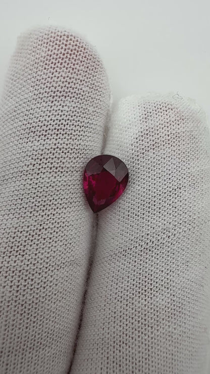 Granat, 1.71 Karat, unbehandelt